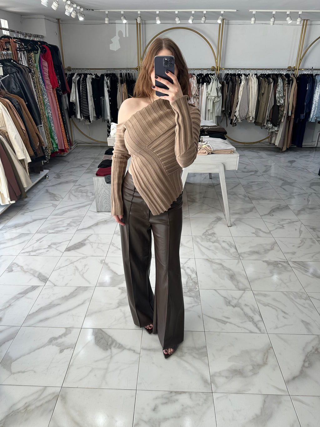 Blusa asimétrica