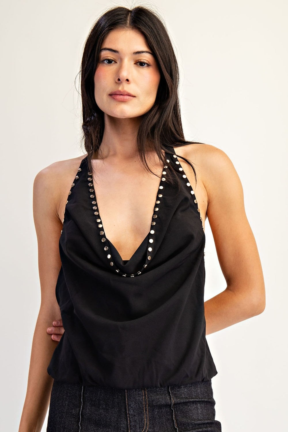 Blusa tachuelas