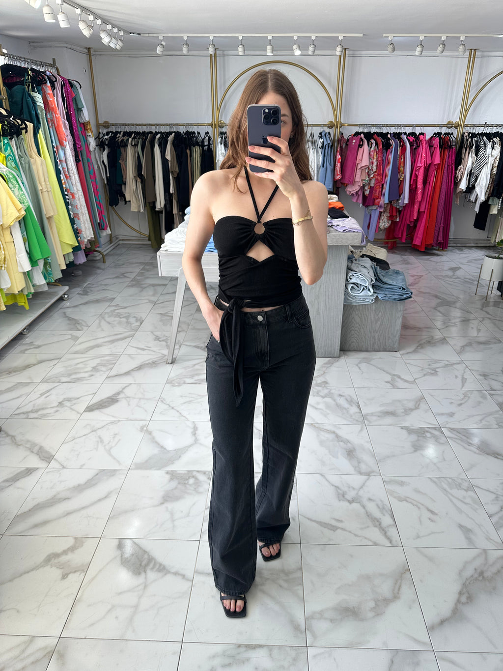 Blusa negra cruzada