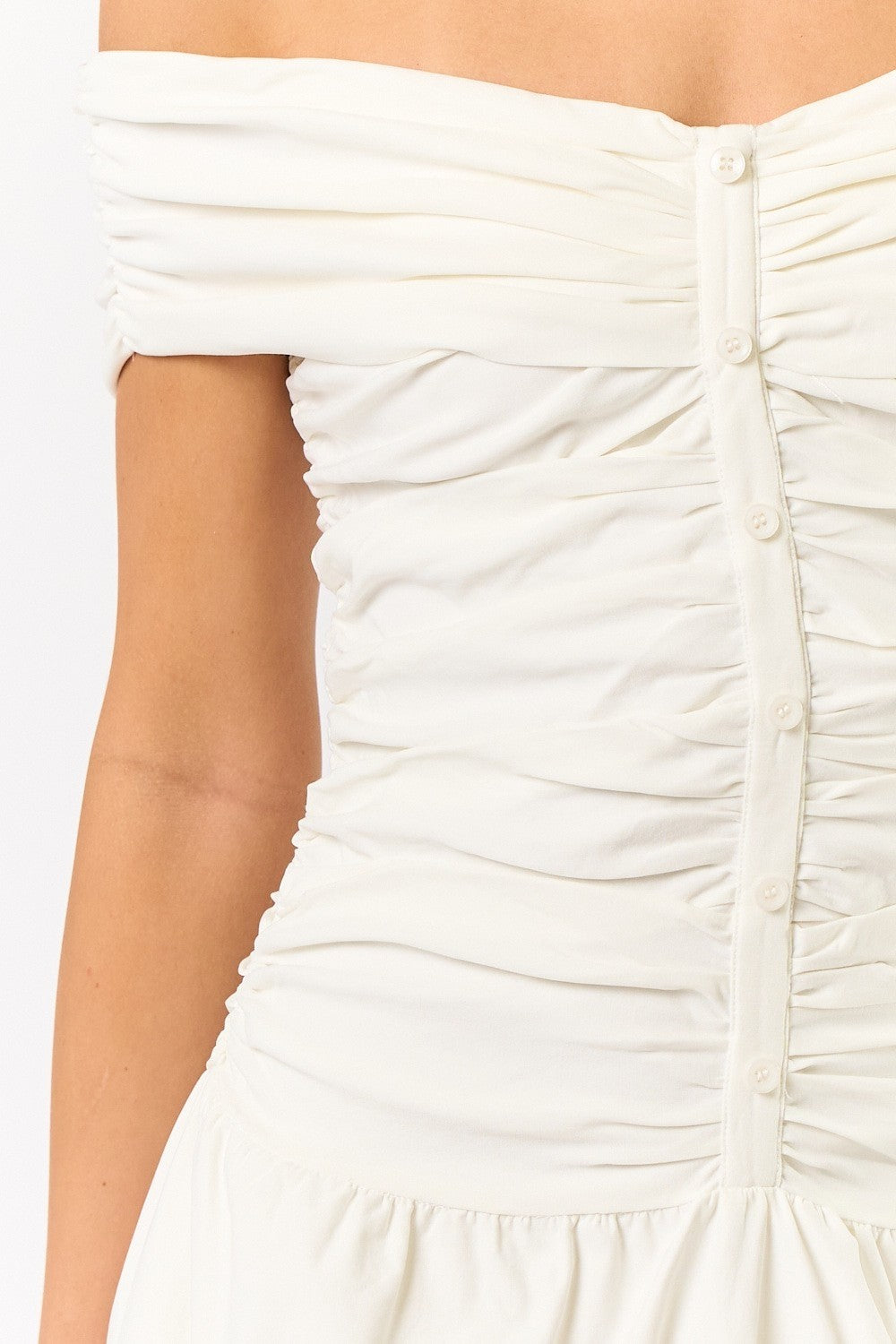 Vestido blanco plisado