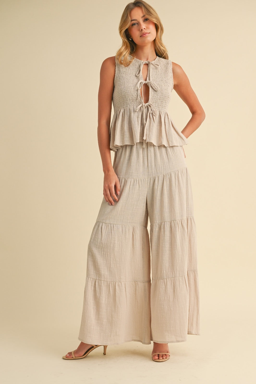 Conjunto beige