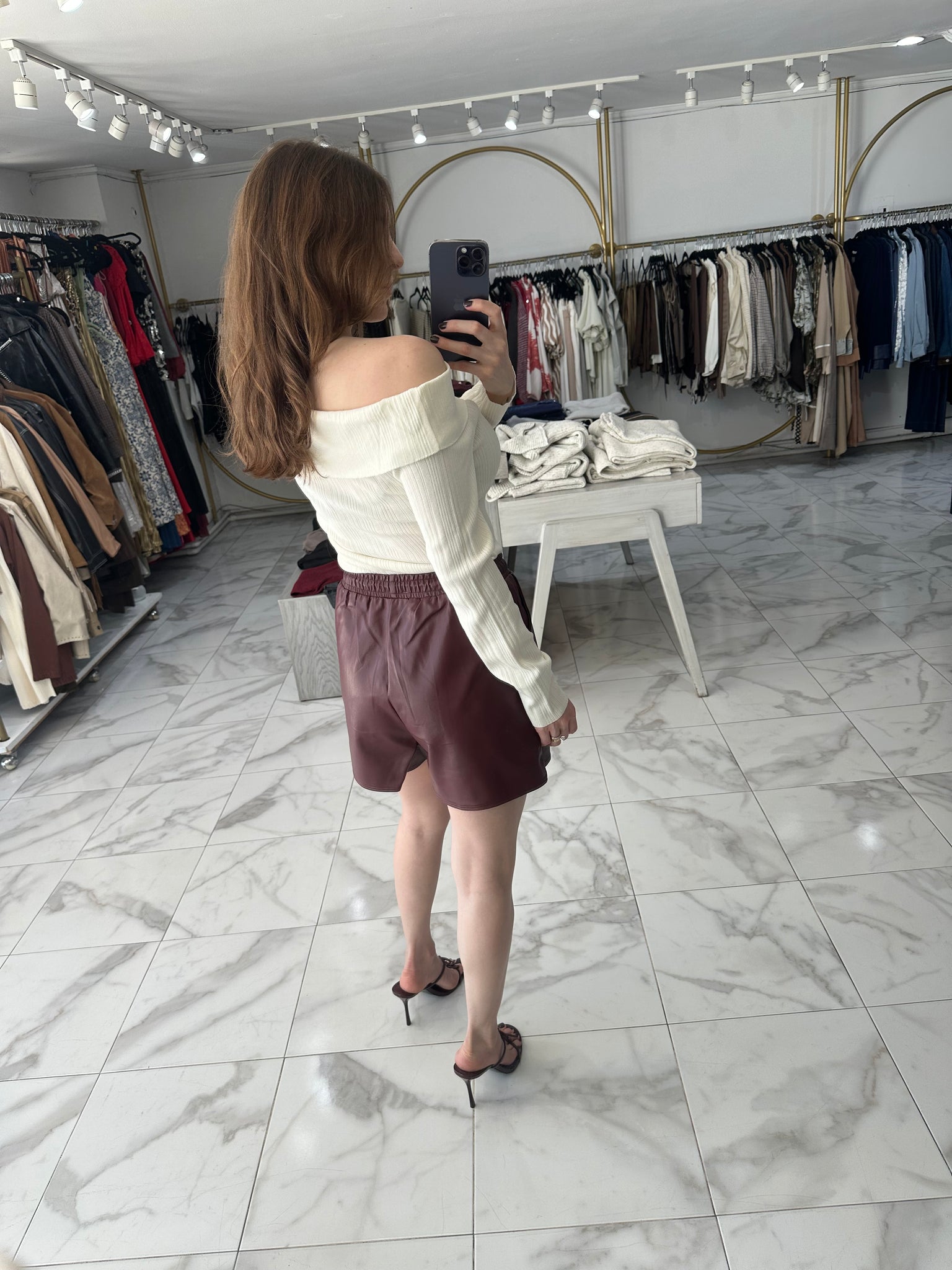 Blusa asimétrica