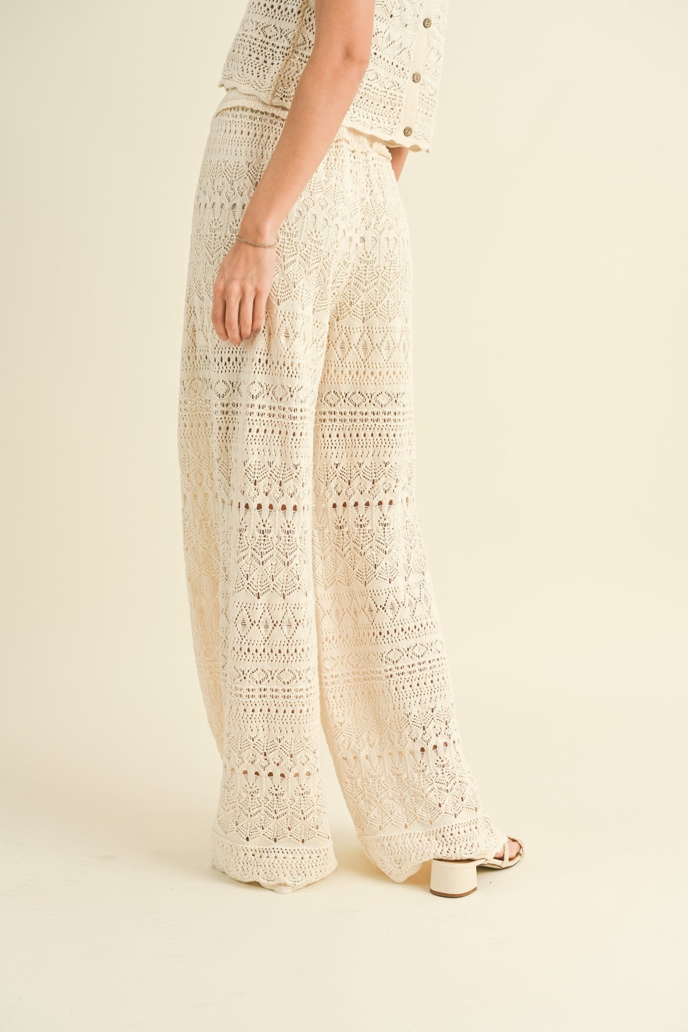 Pantalón de encaje