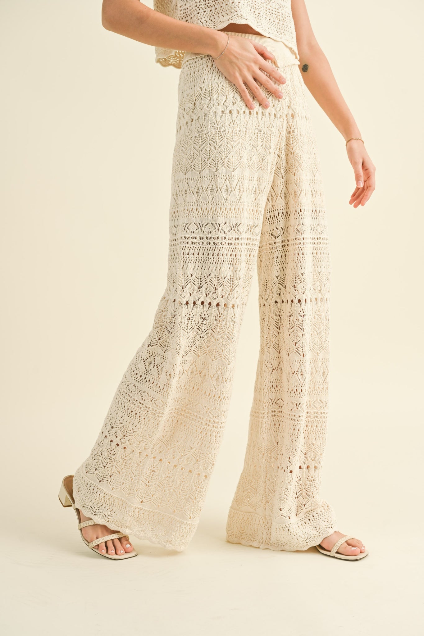 Pantalón de encaje