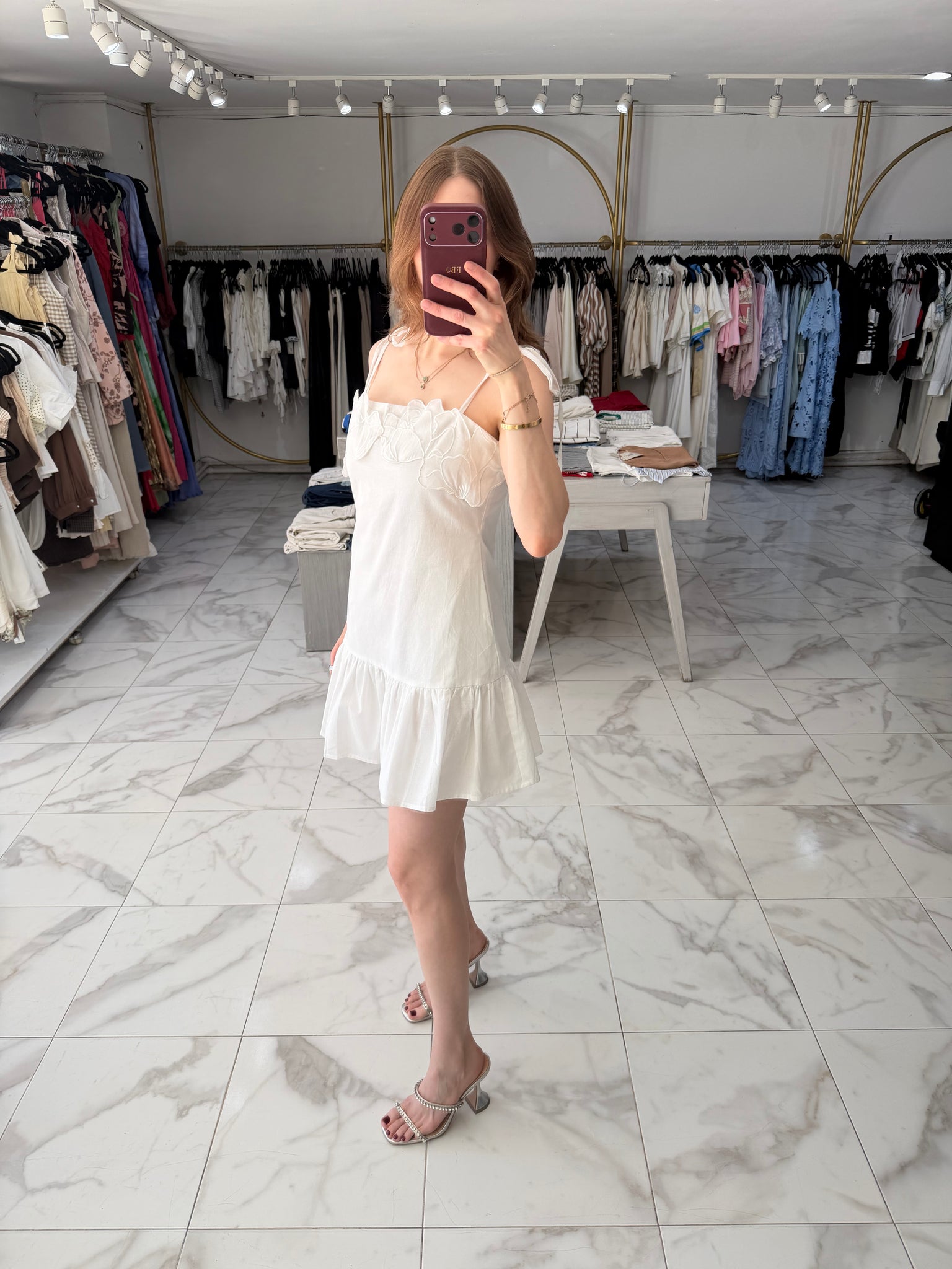 Vestido flor bordada