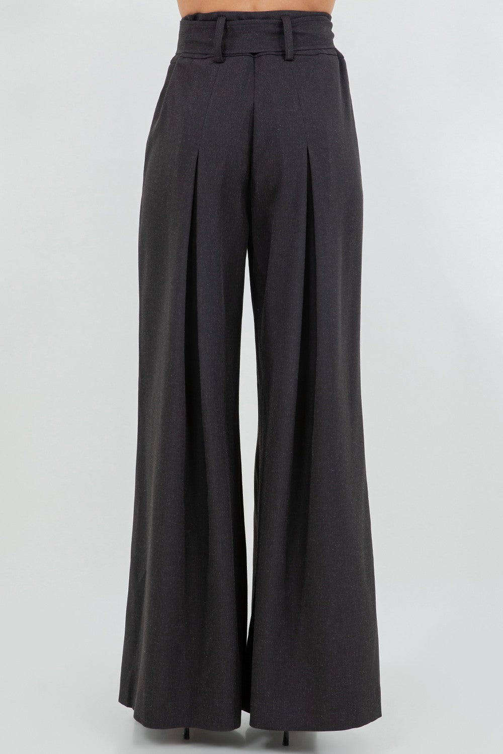Pantalón con cinto