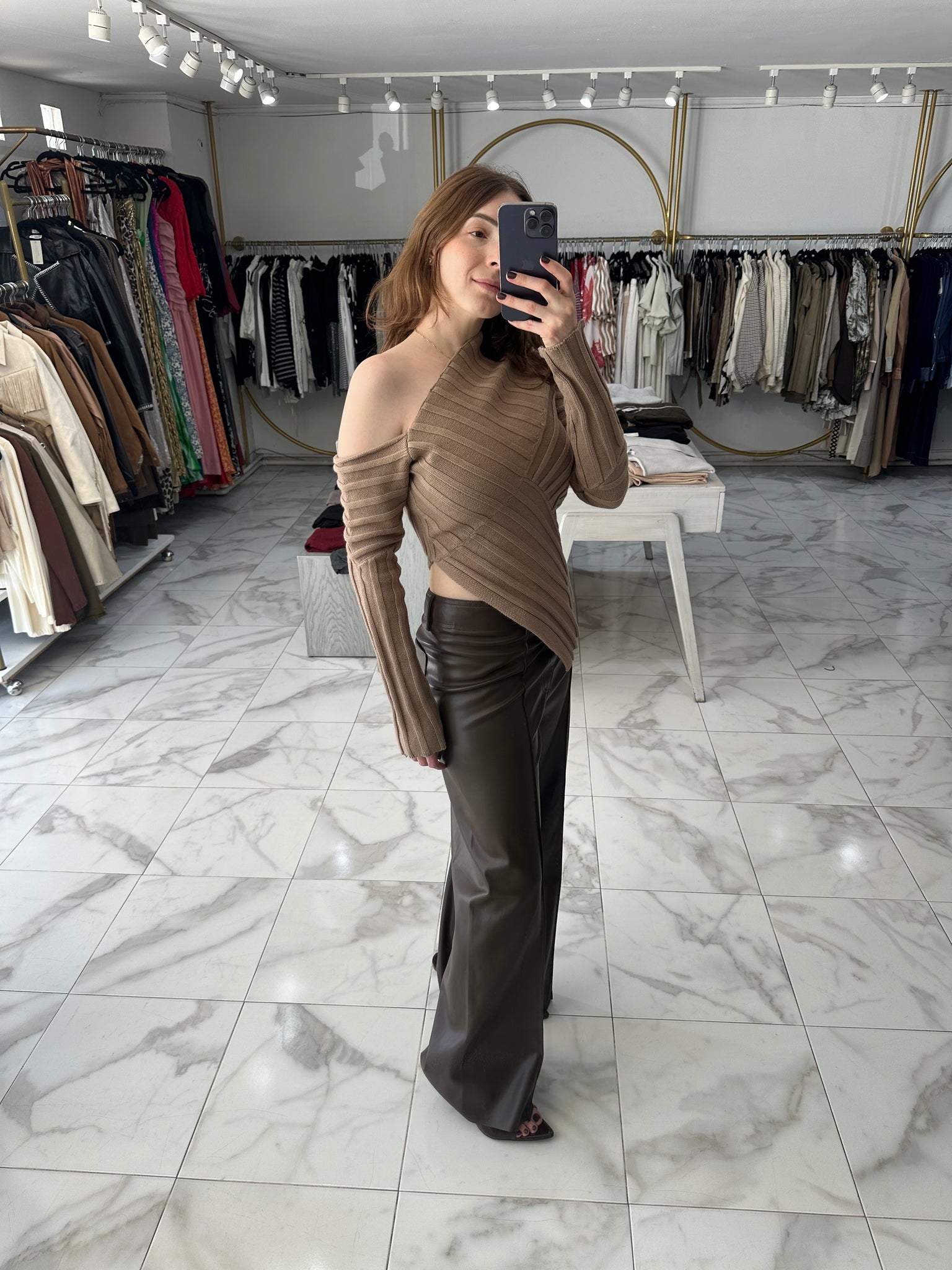 Blusa asimétrica