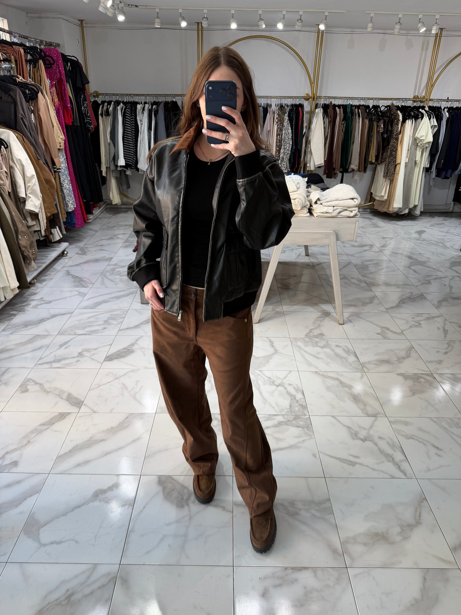 Chamarra vinipiel y suede