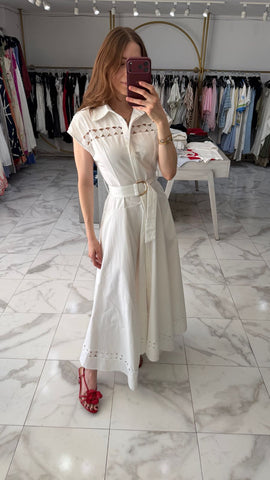 Vestido con cinto