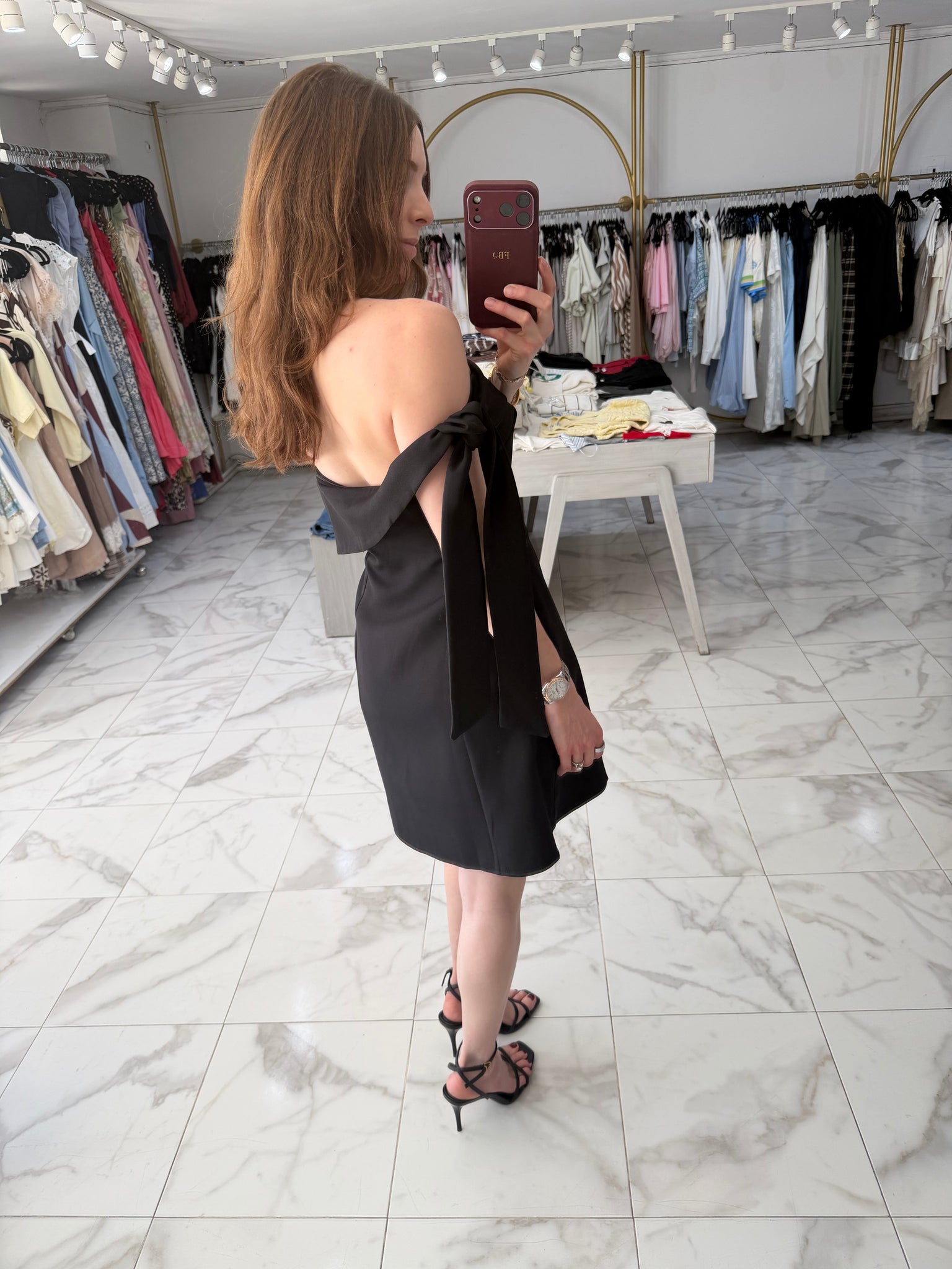 Vestido hombro descubierto