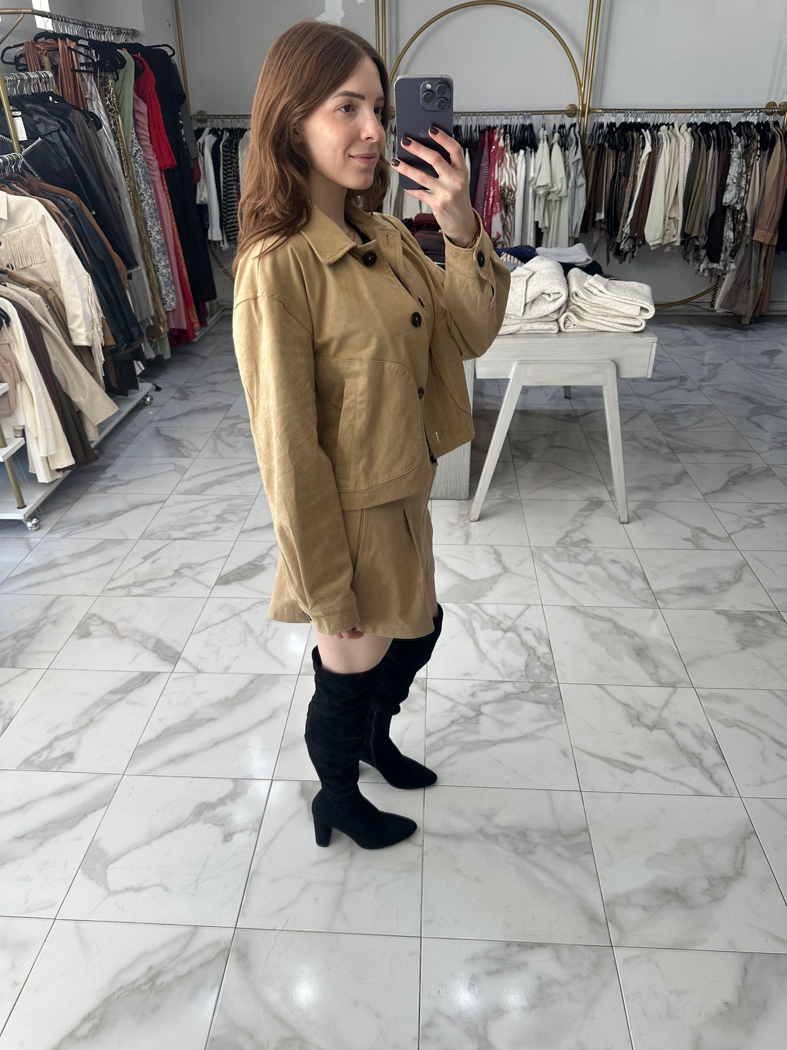 Short suede