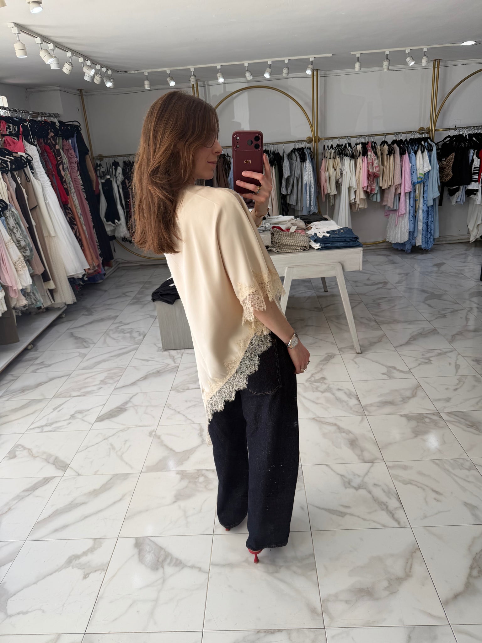 Blusa satín y encaje