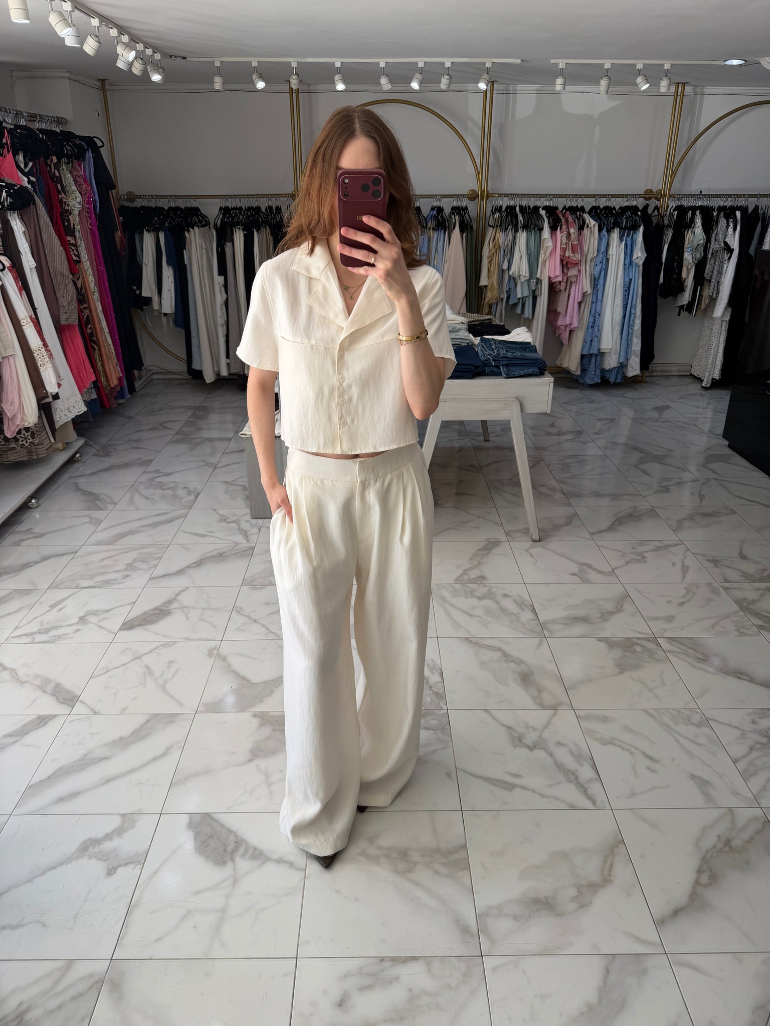 Blusa corta y botones