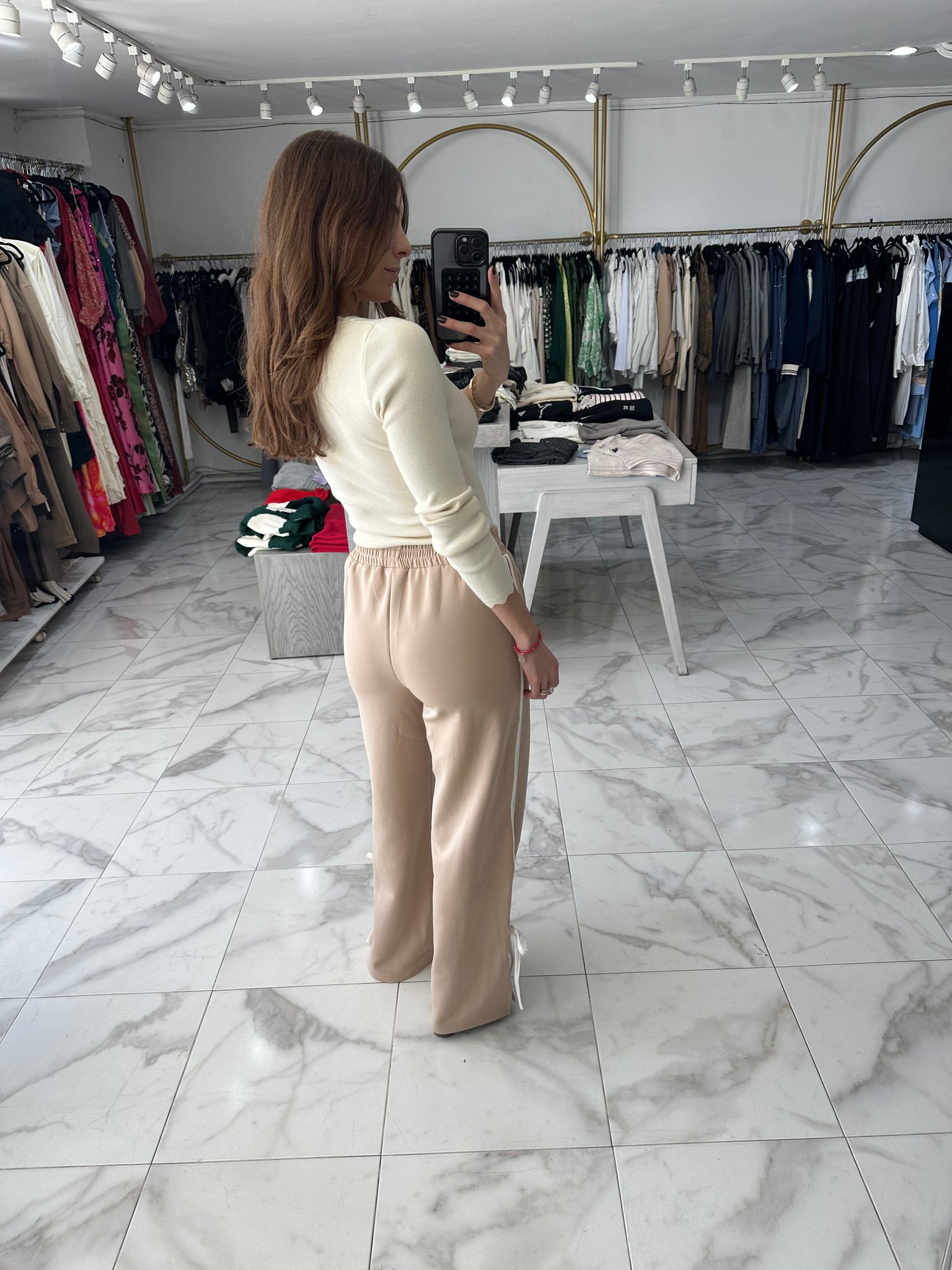 Pantalón beige