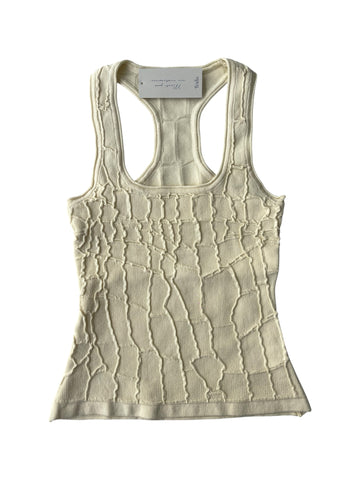Blusa corta sin mangas