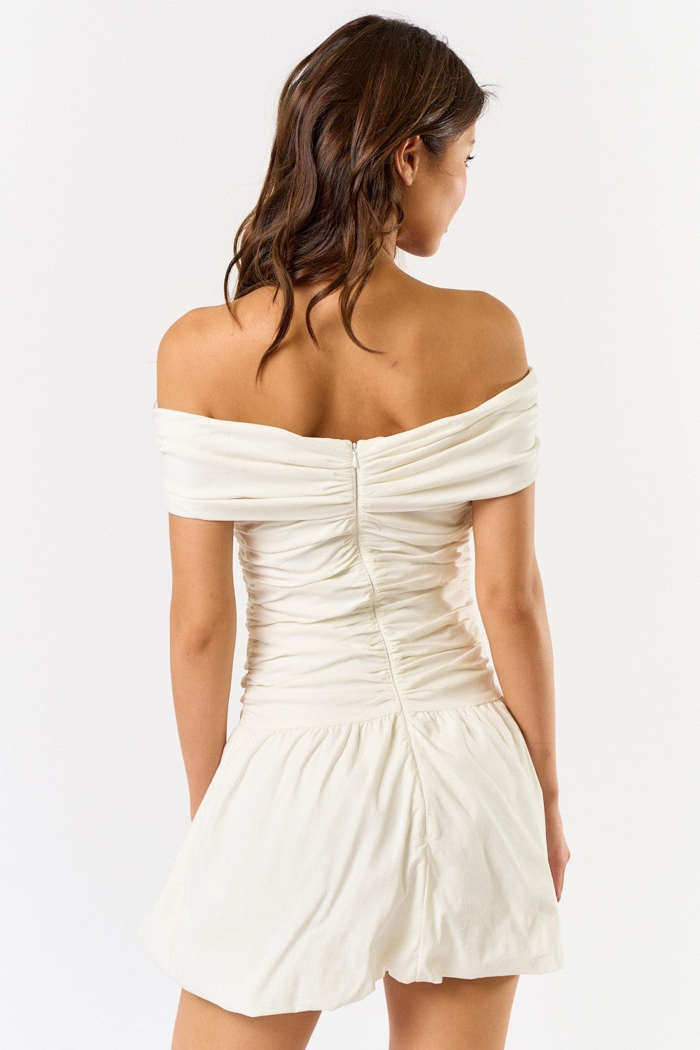 Vestido blanco plisado