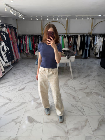 Pantalón bordado