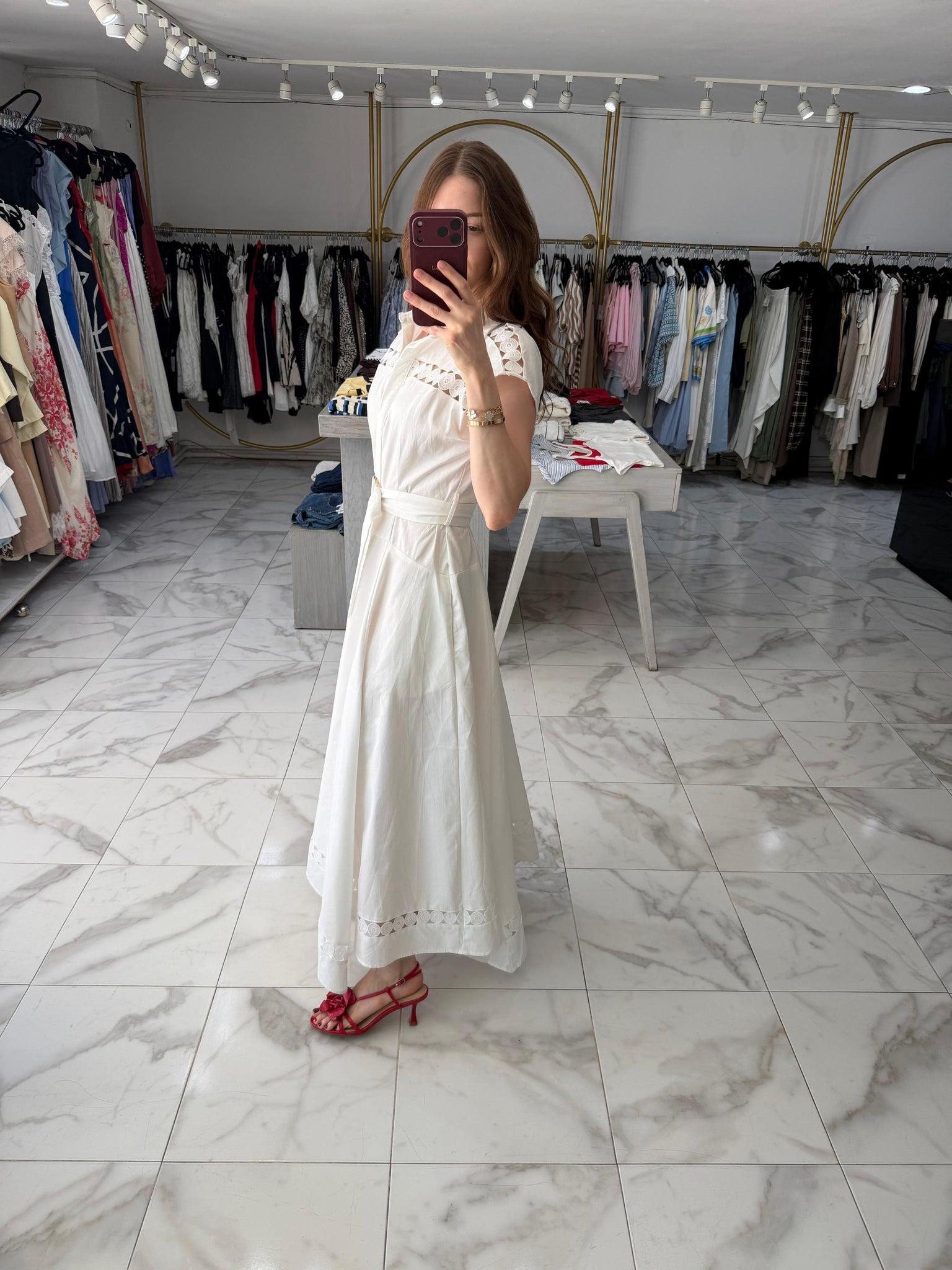 Vestido con cinto