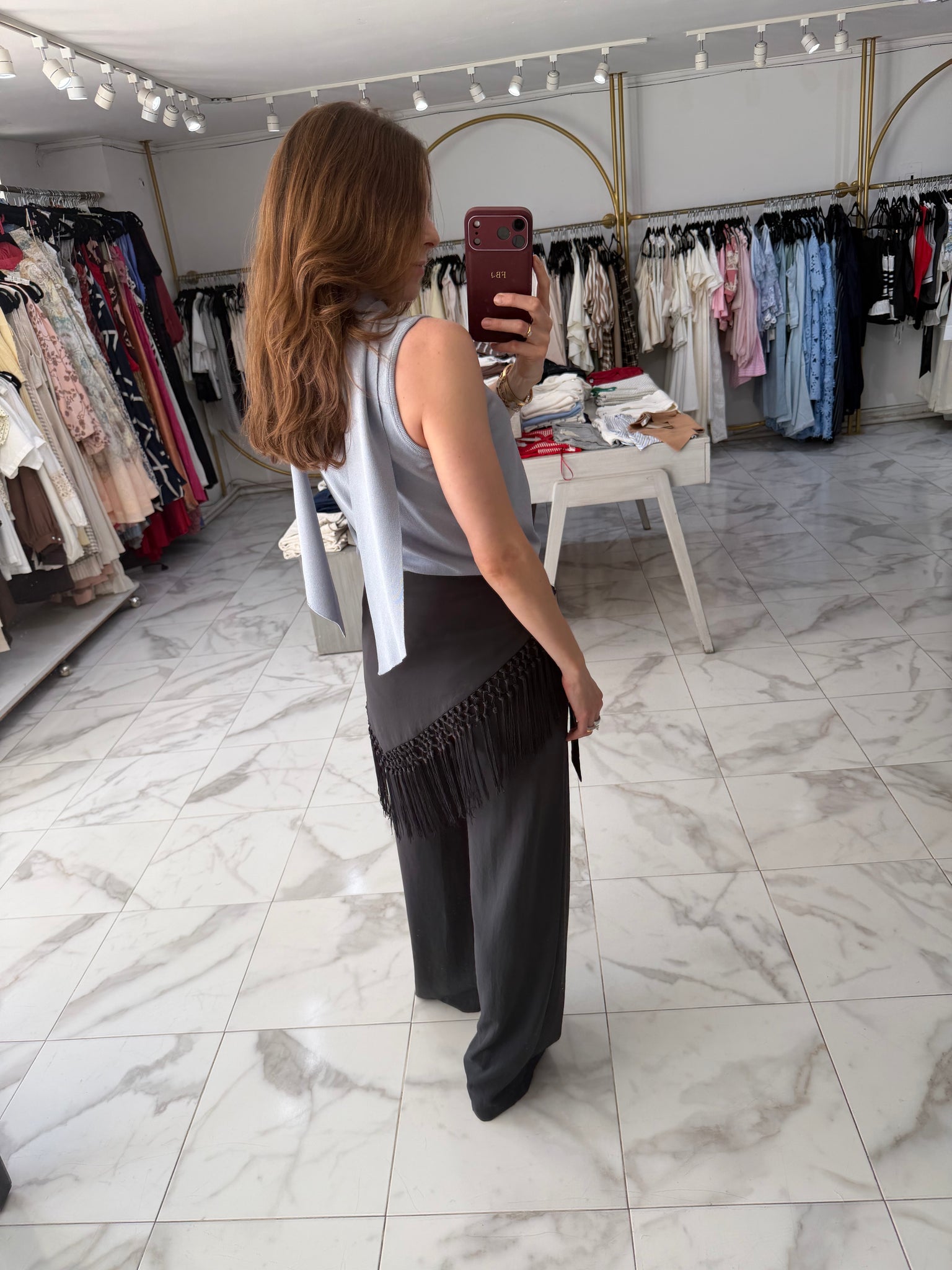 Pantalón con flecos