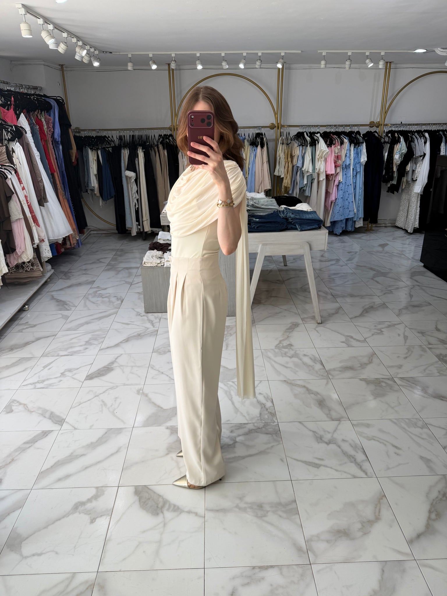 Body ivory