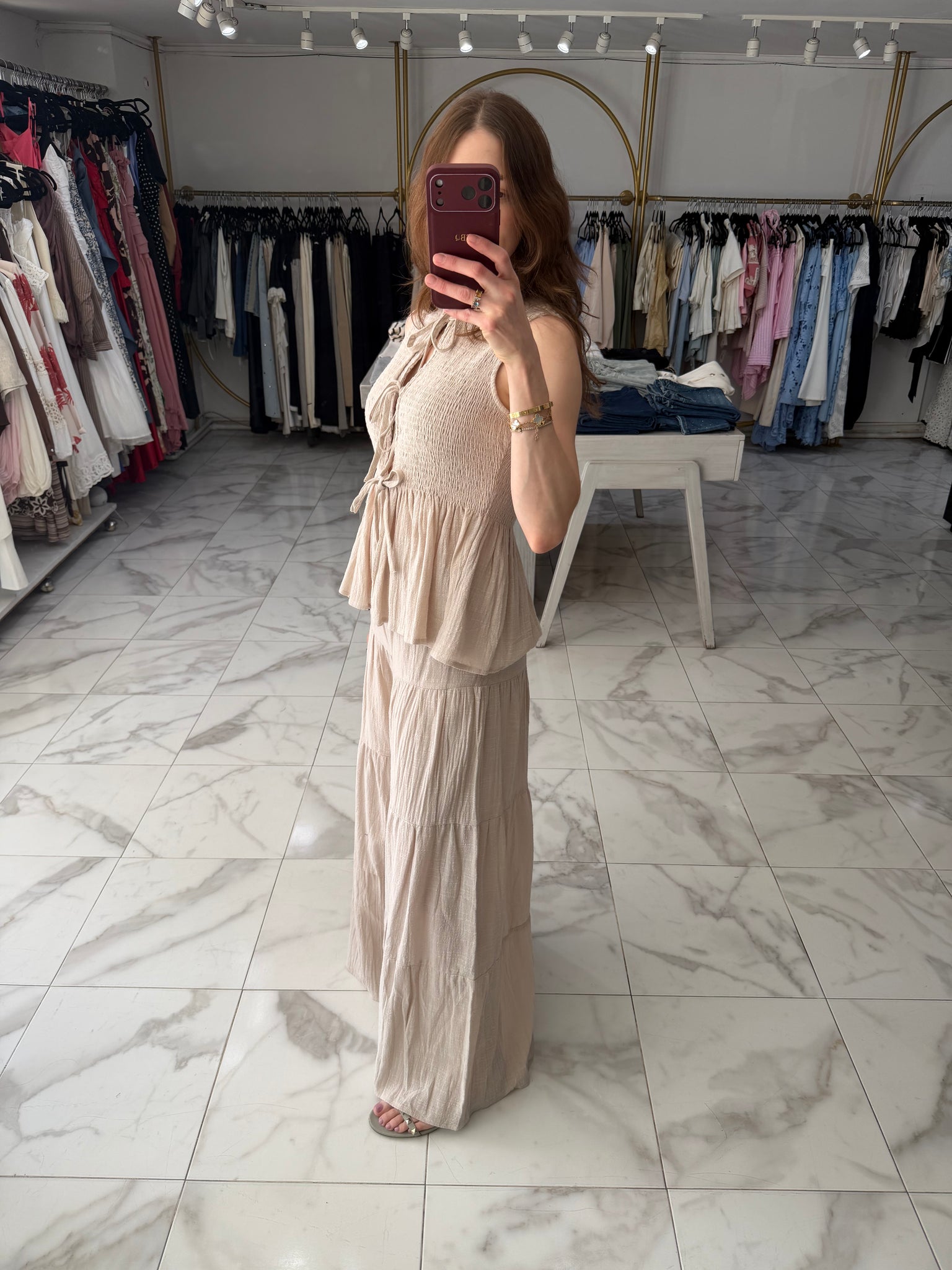 Conjunto beige