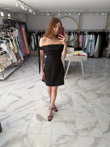 Vestido hombro descubierto