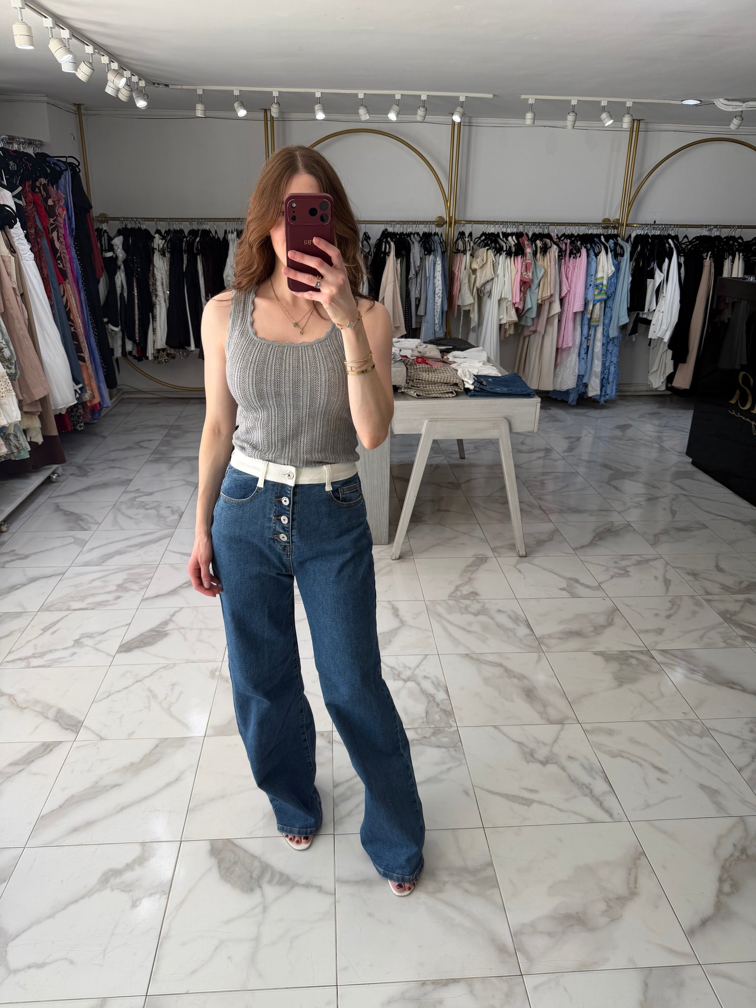 Pantalón tiro alto