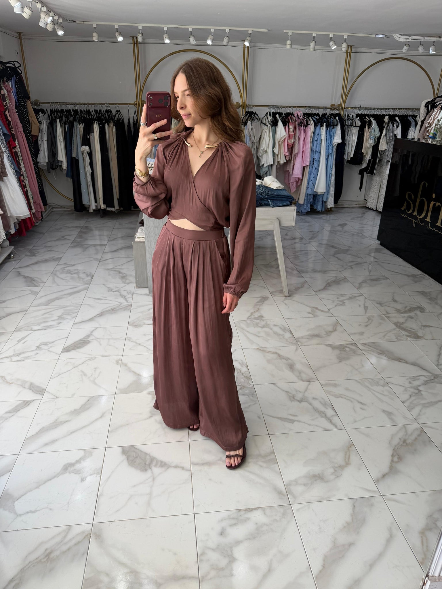 Blusa de satín
