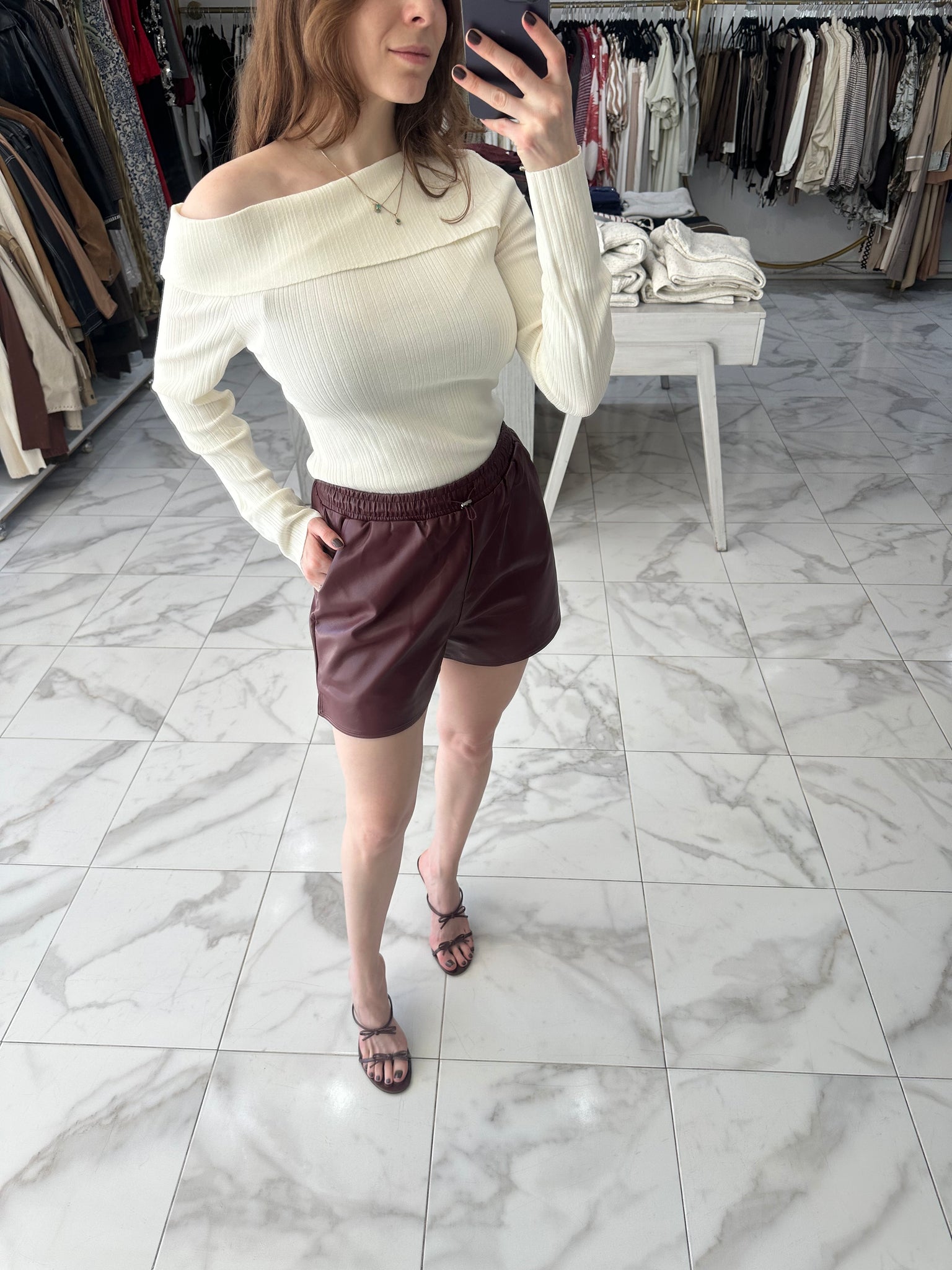 Blusa asimétrica