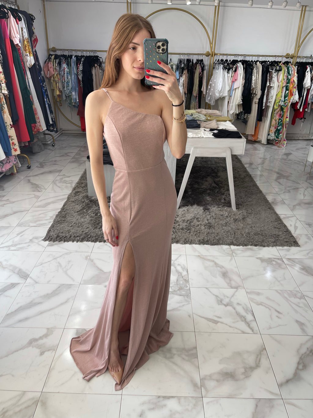 Vestido rosa brilloso